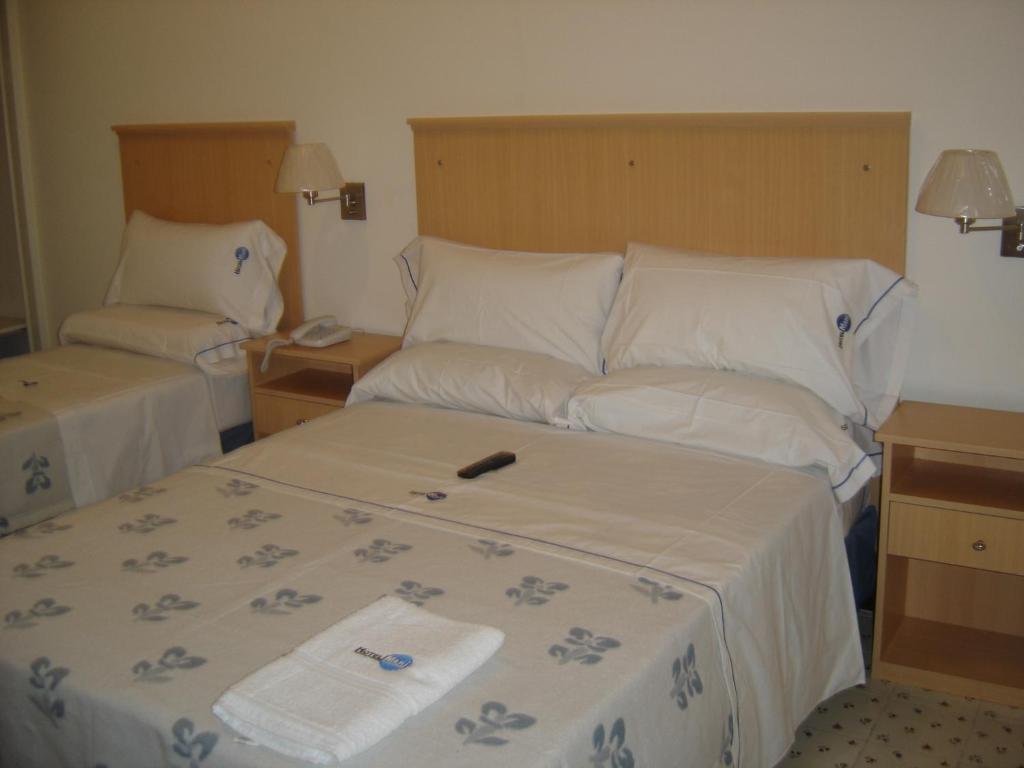 Mari Plaza Hotel Buenos Aires Quarto foto